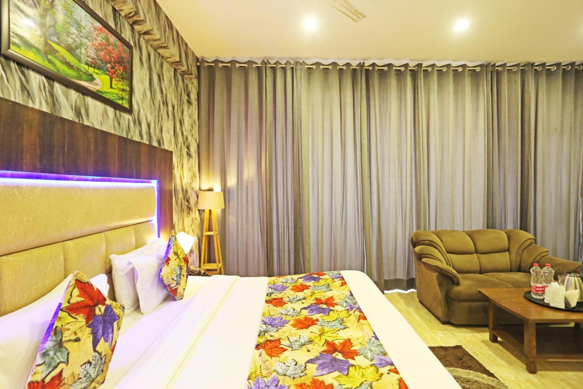 Hotel The Kiara Near Delhi Airport