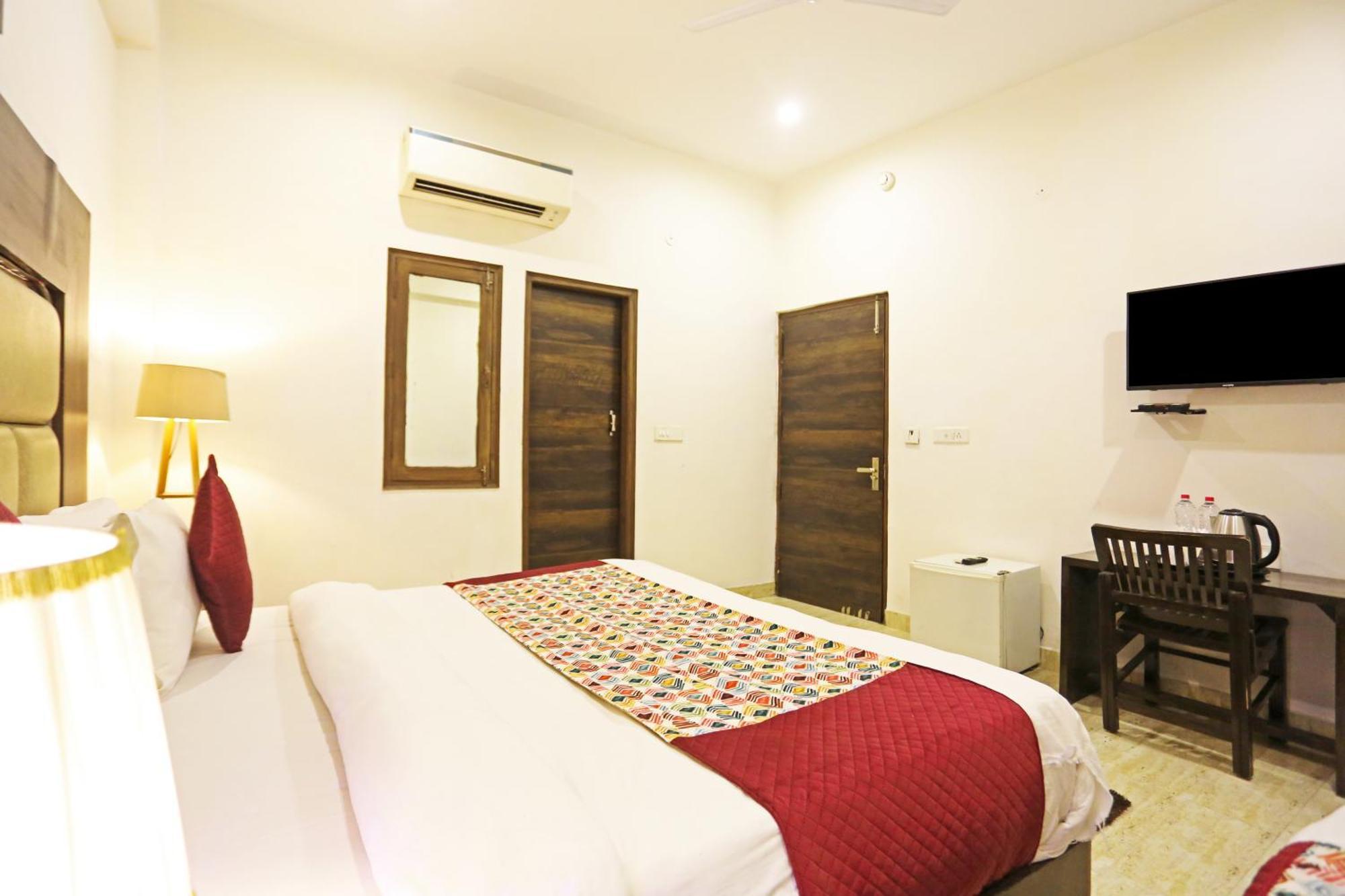The Kiara Near Delhi Airport Hotel