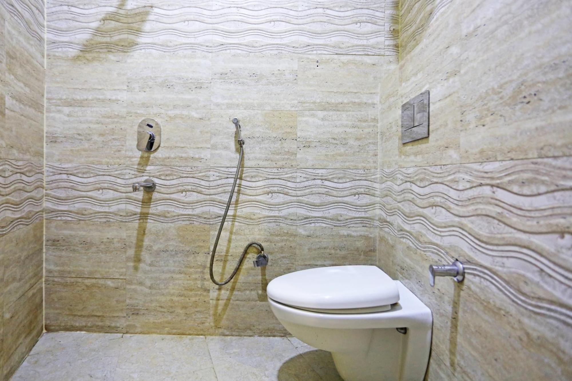 The Kiara Near Delhi Airport Hotel