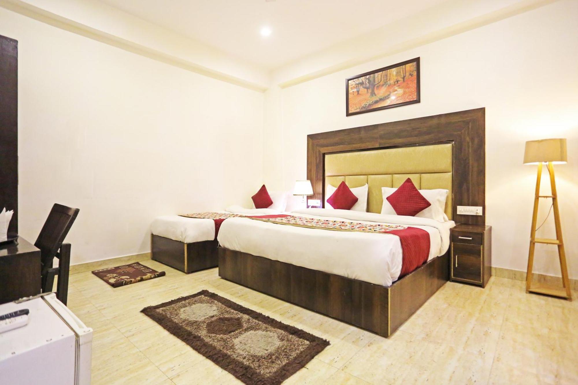 Hotel The Kiara Near Delhi Airport New Delhi