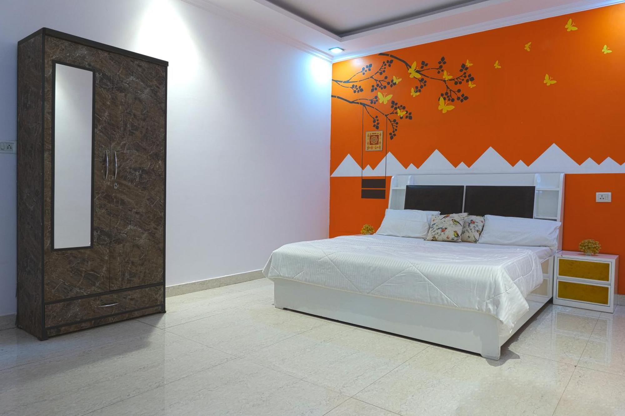 Embassy 3* New Delhi