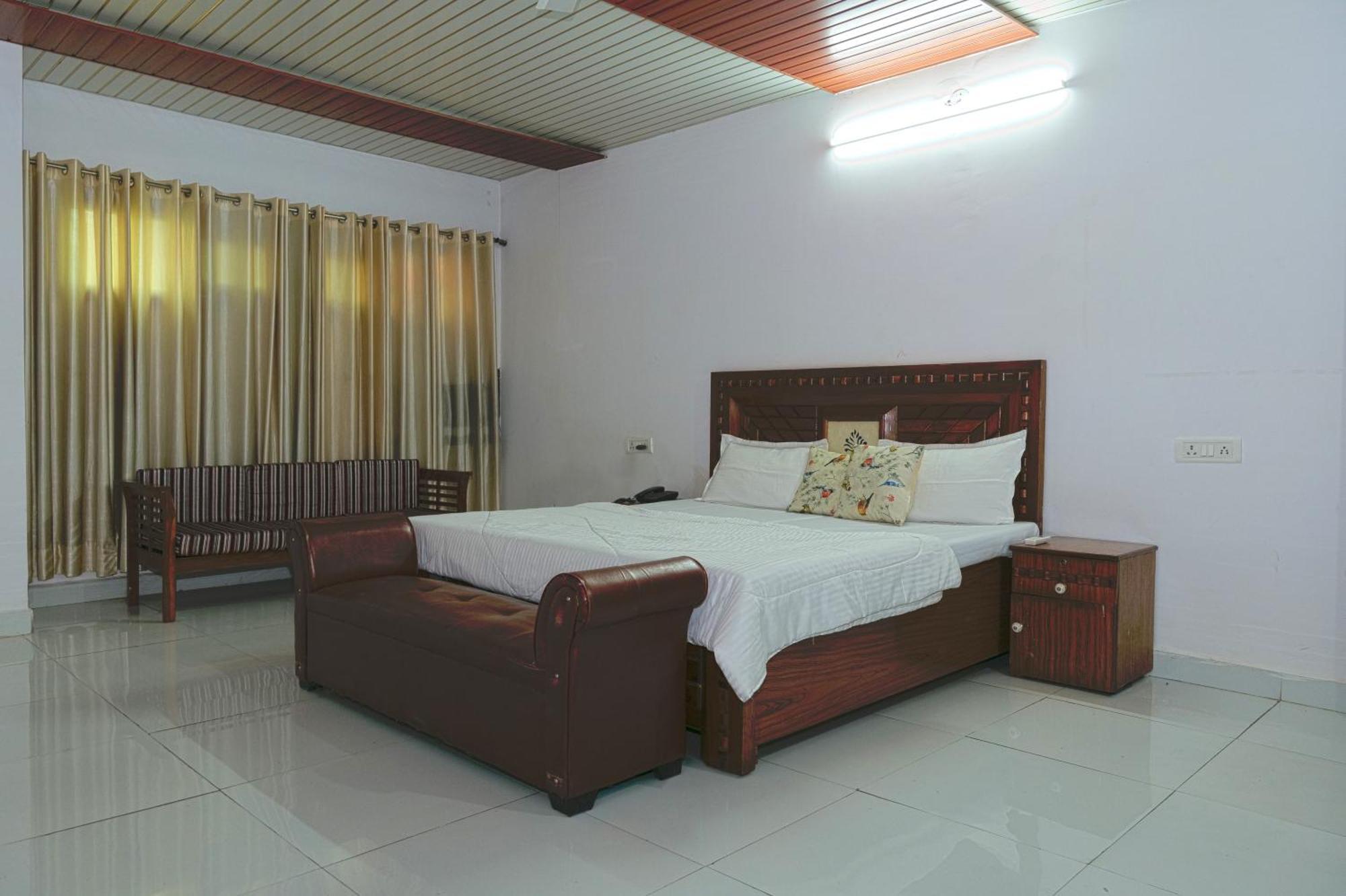 Embassy Hotel New Delhi
