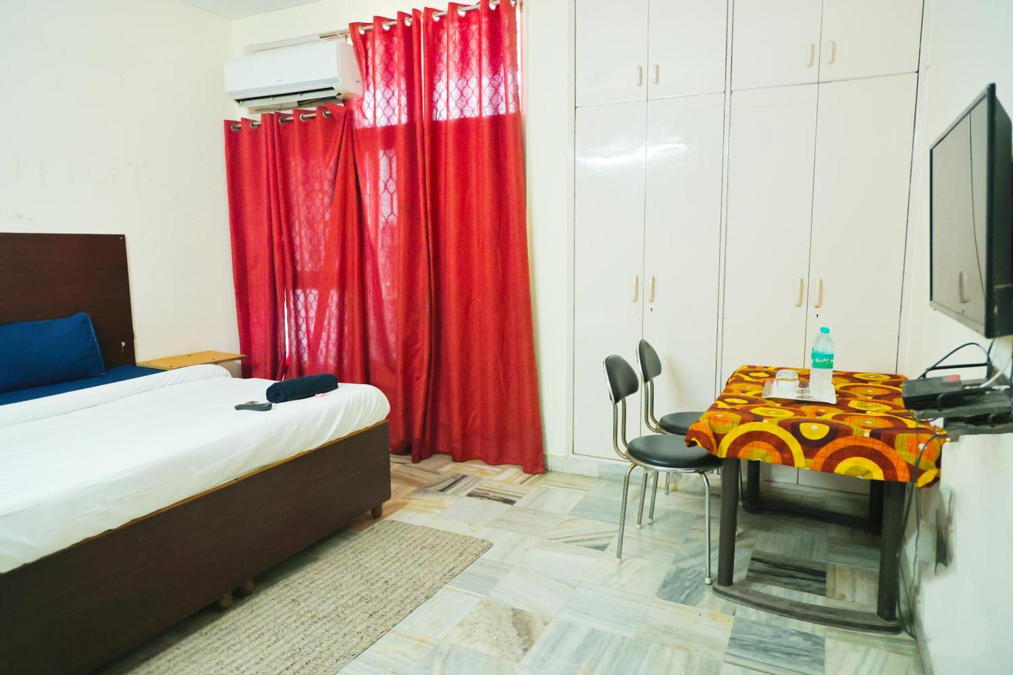 Hotel Green Villa 3*