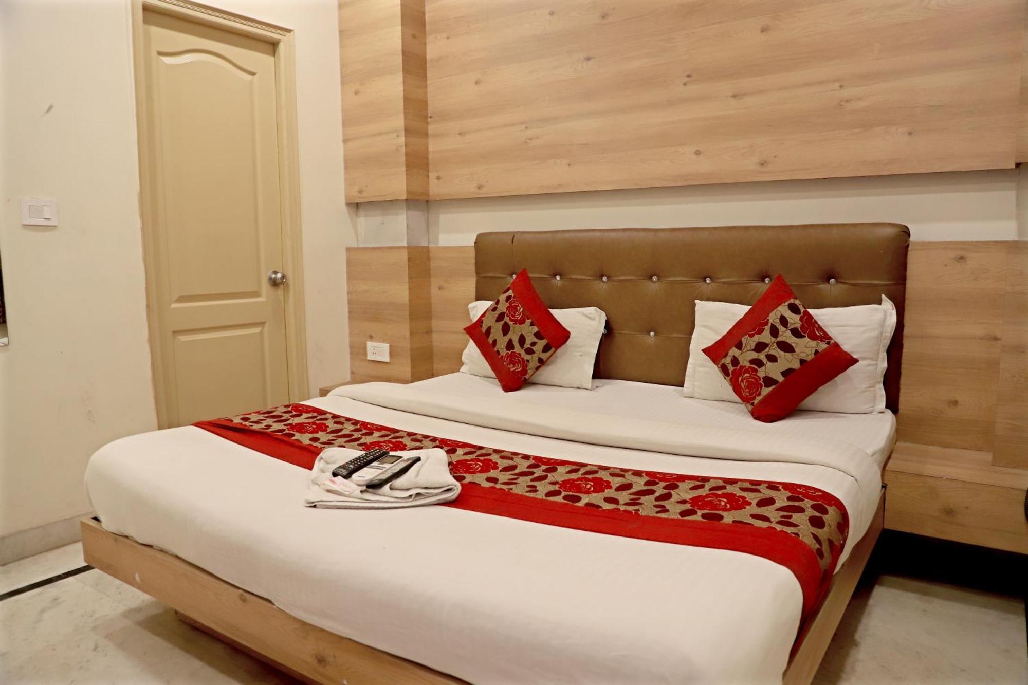 Klick International Hotel New Delhi