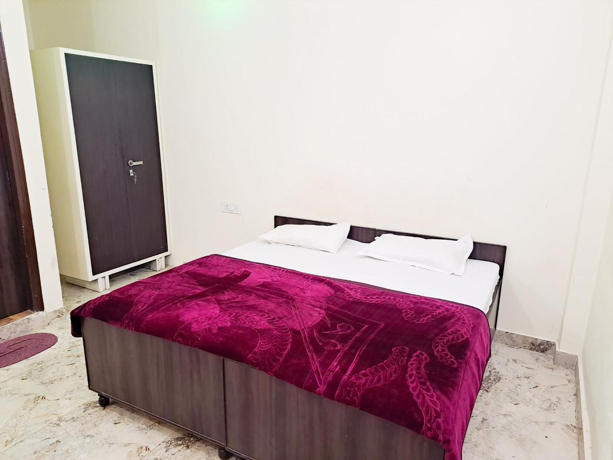 Maharaja - Majnu-ka-tilla Bed & Breakfast New Delhi