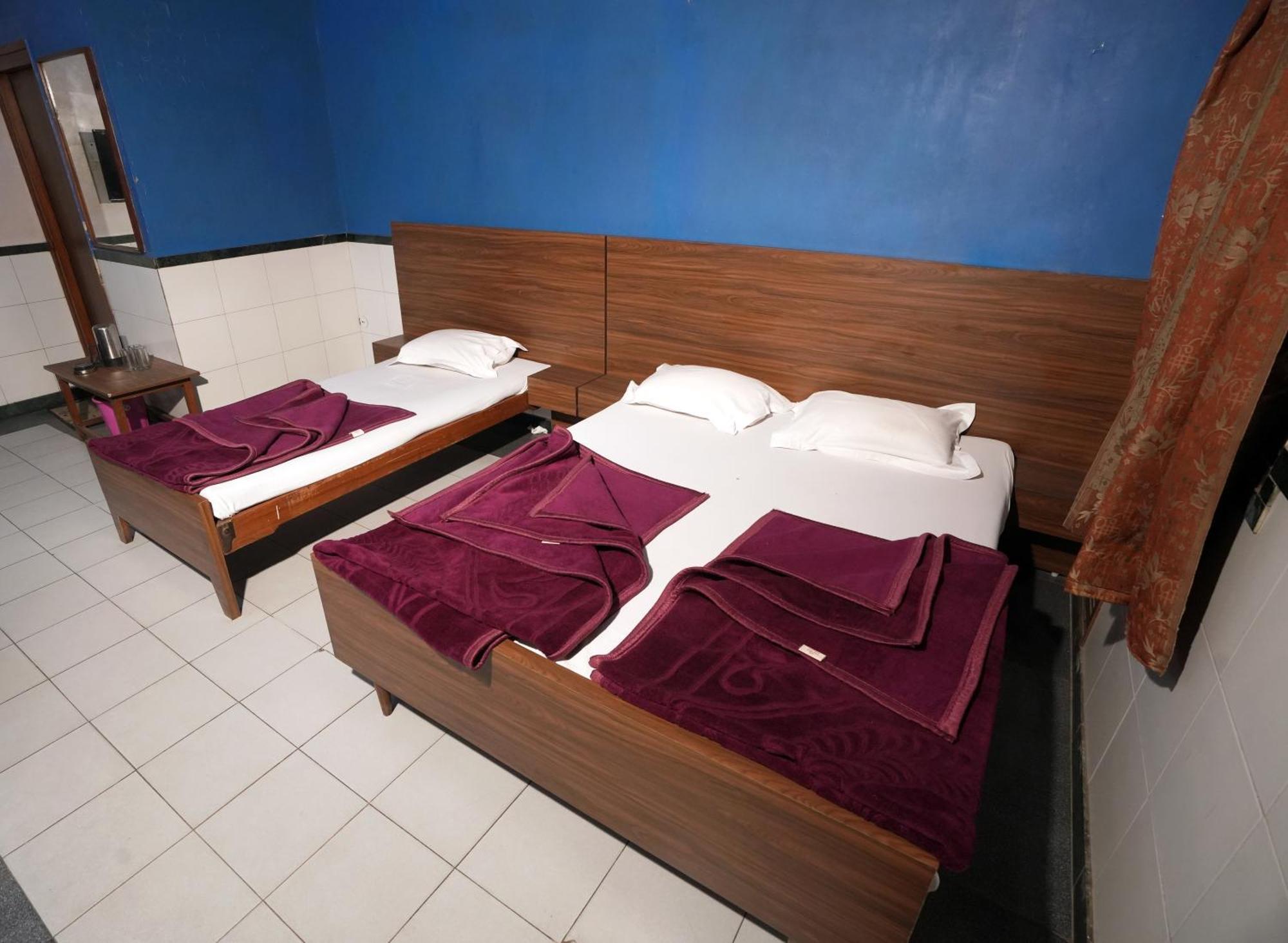 New Royal Hotel