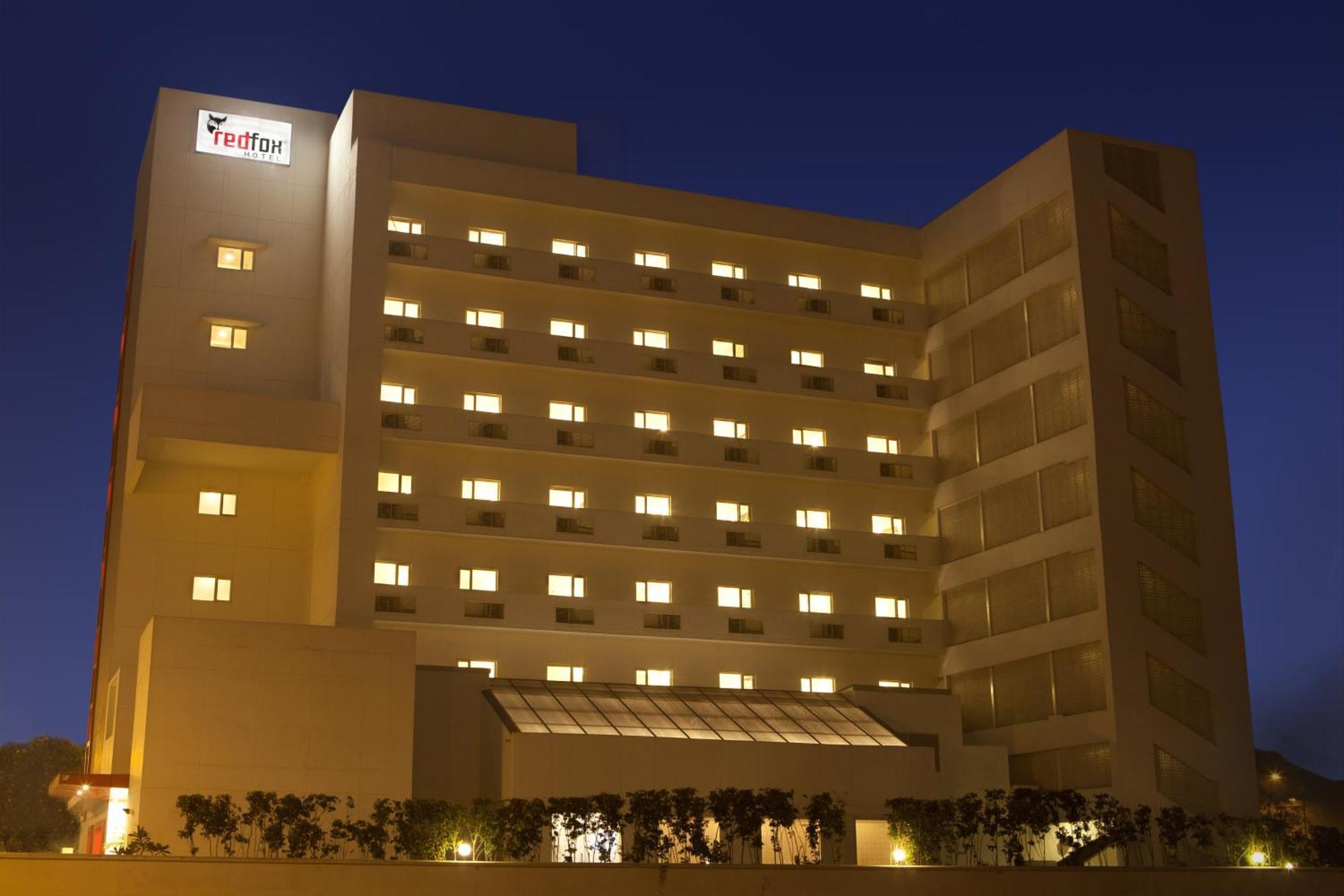 Red Fox By Lemon Tree Hotels, East Delhi (National Capital Territory of India)