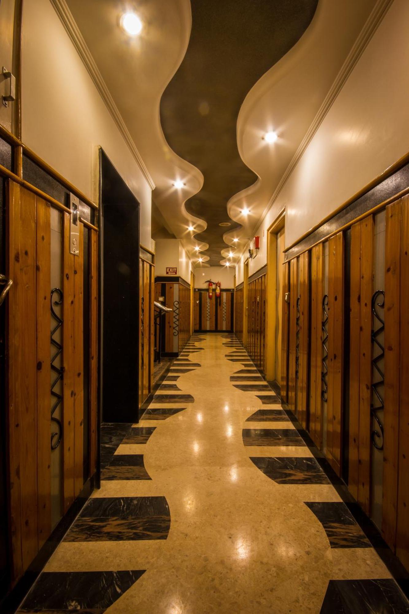 Hotel The Suncourt Yatri 3*