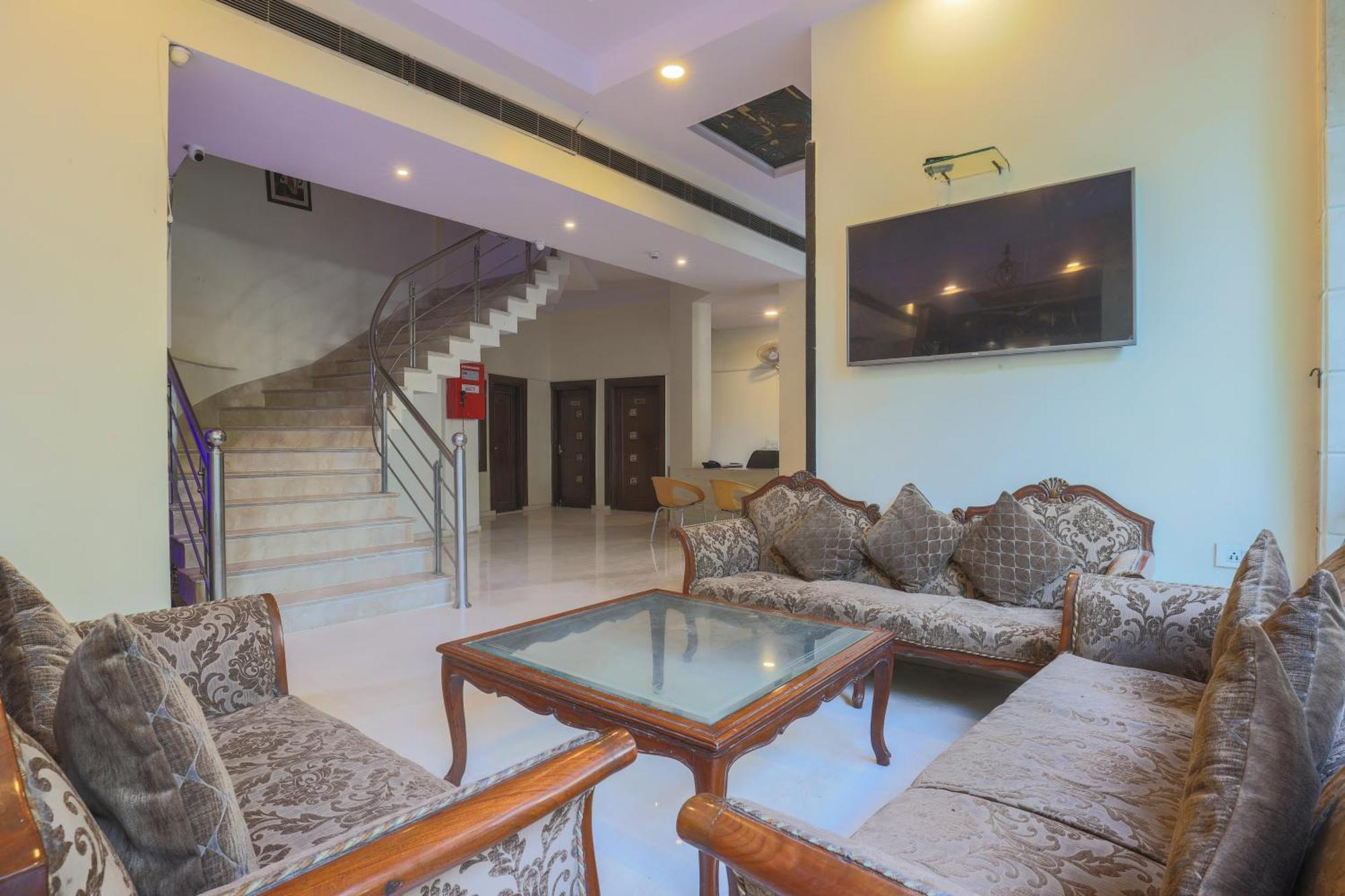 Hotel Blessings On Road Near New Delhi Railway Station 3*