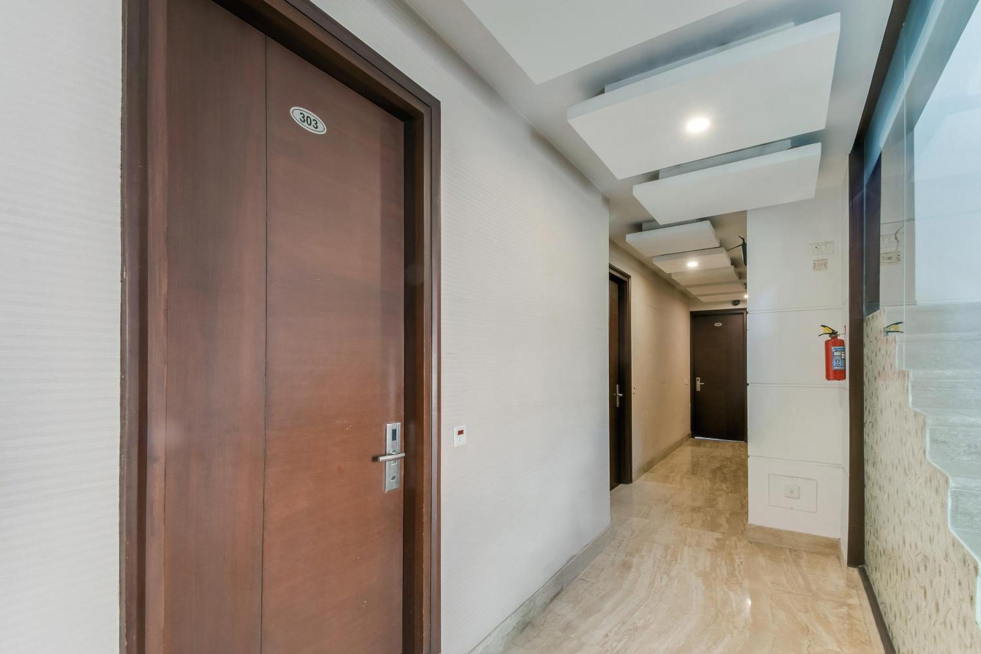 Hotel The Grand Vikalp By Saga 3*