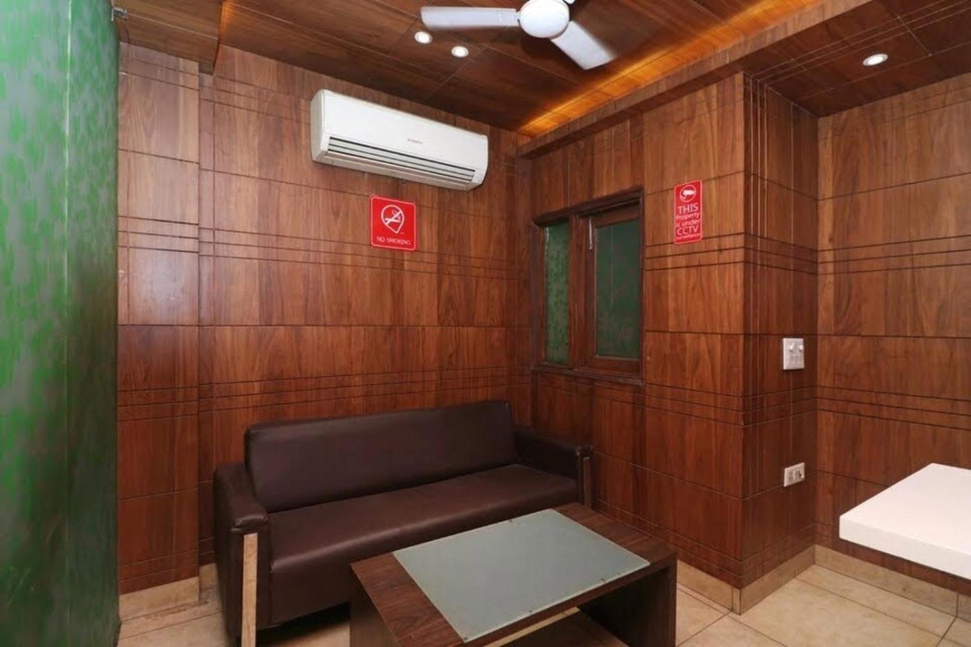 Jashn Near Apollo Hospital New Delhi