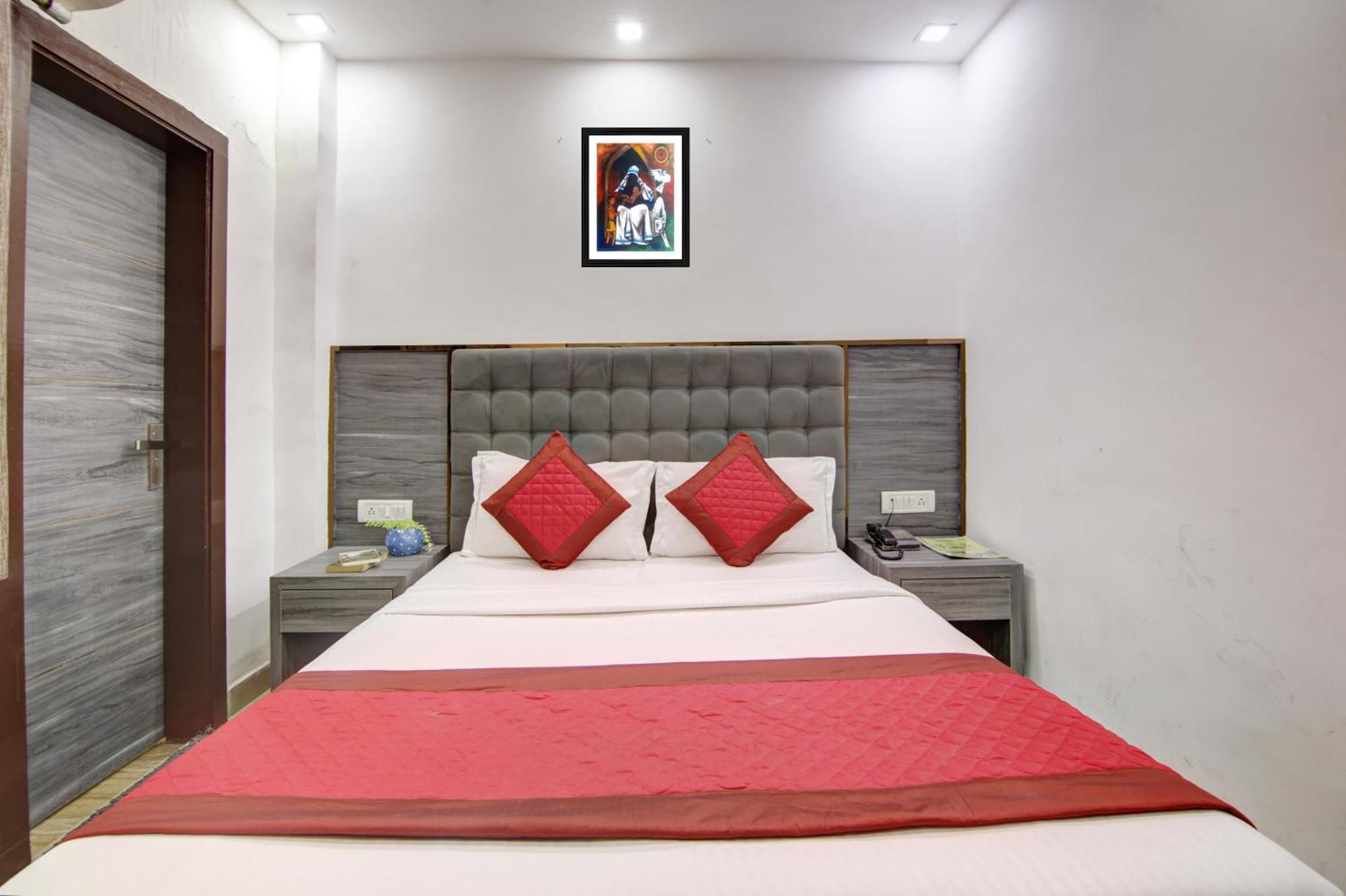 Dreamland Dx-paharganj New Delhi