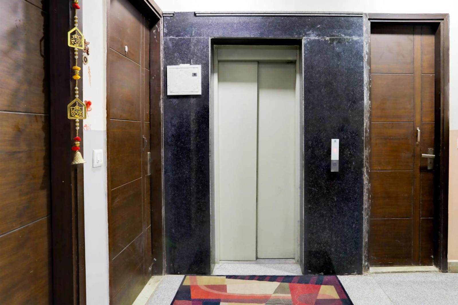 Hotel South Delhi Nova Deli