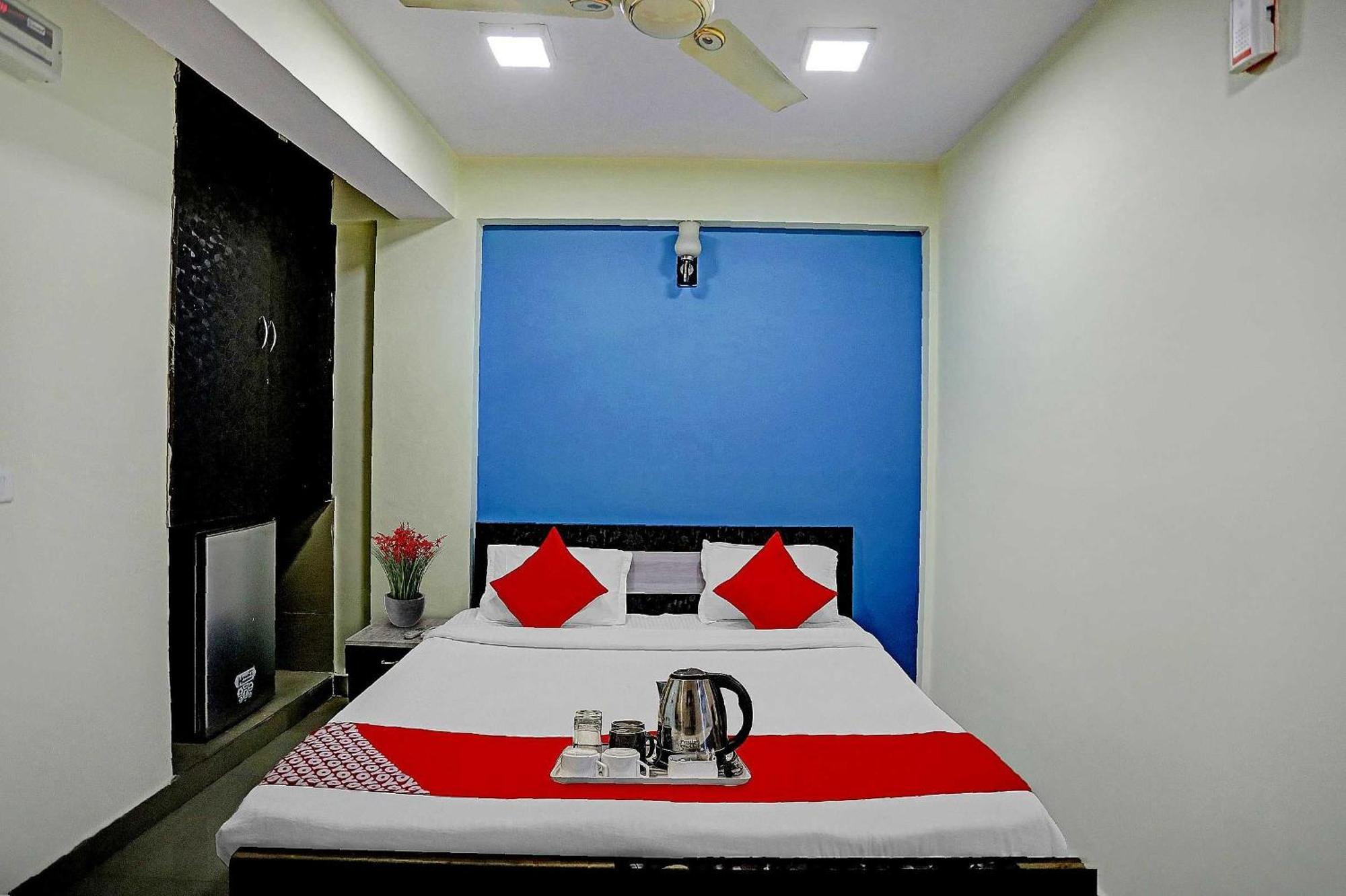 Hotel O Shyam Residency Near Lotus Temple