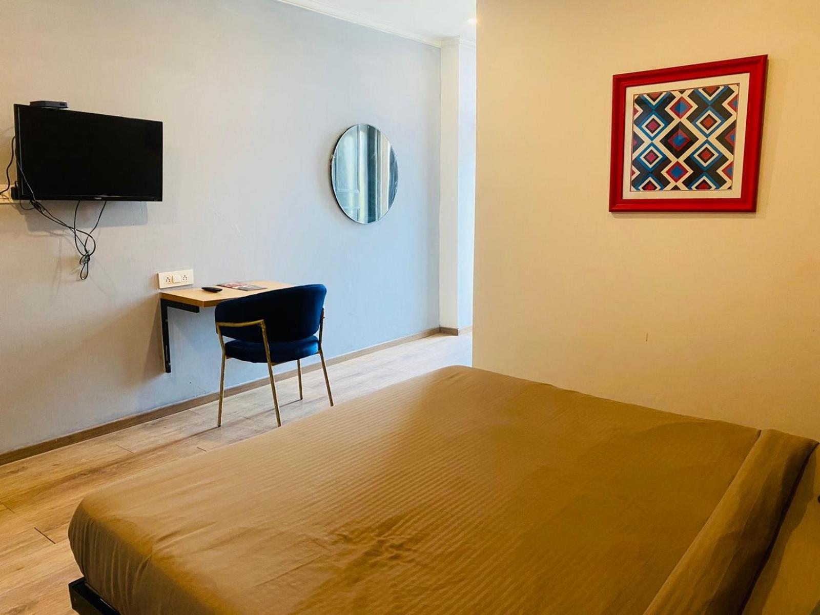 Hotel Qotel Chhatarpur- Opp Tivoli Garden Nova Deli