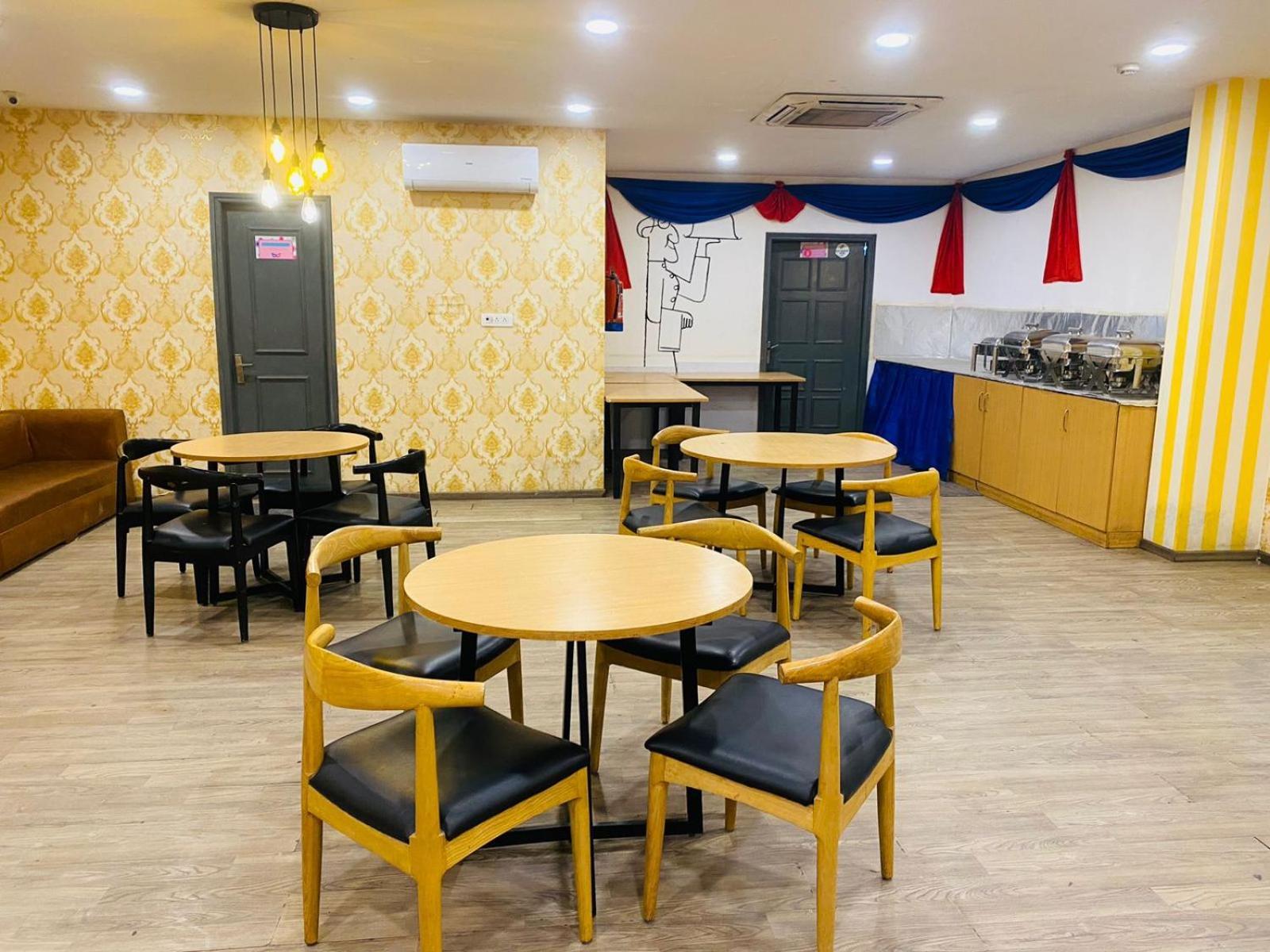 Qotel Chhatarpur- Opp Tivoli Garden Nova Deli