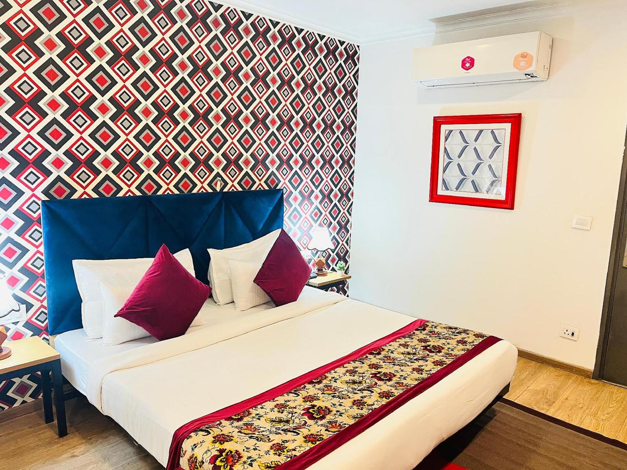 Hotel Qotel Chhatarpur- Opp Tivoli Garden