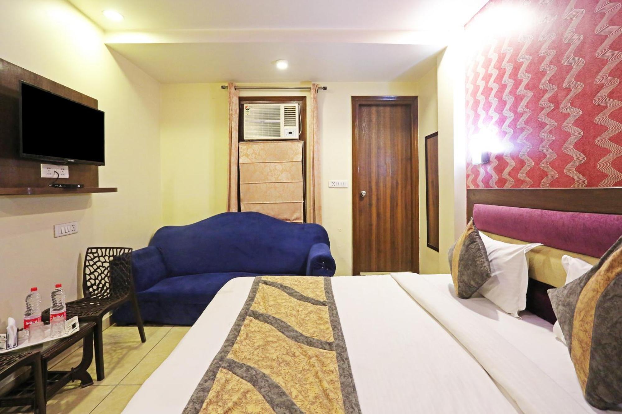 Hotel Airport Hotel Redstone New Delhi