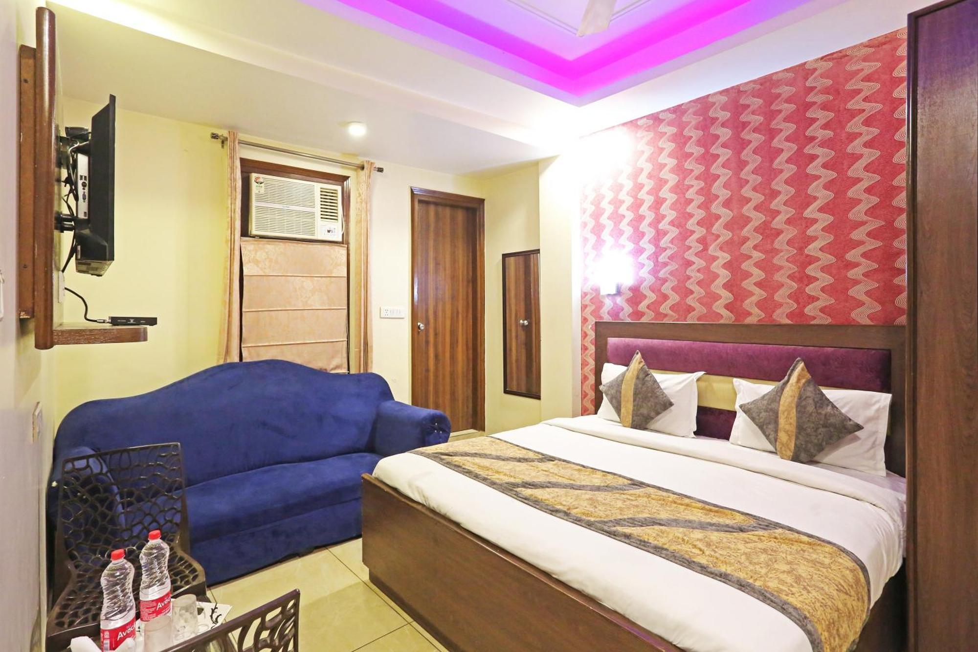 Hotel Airport Hotel Redstone New Delhi