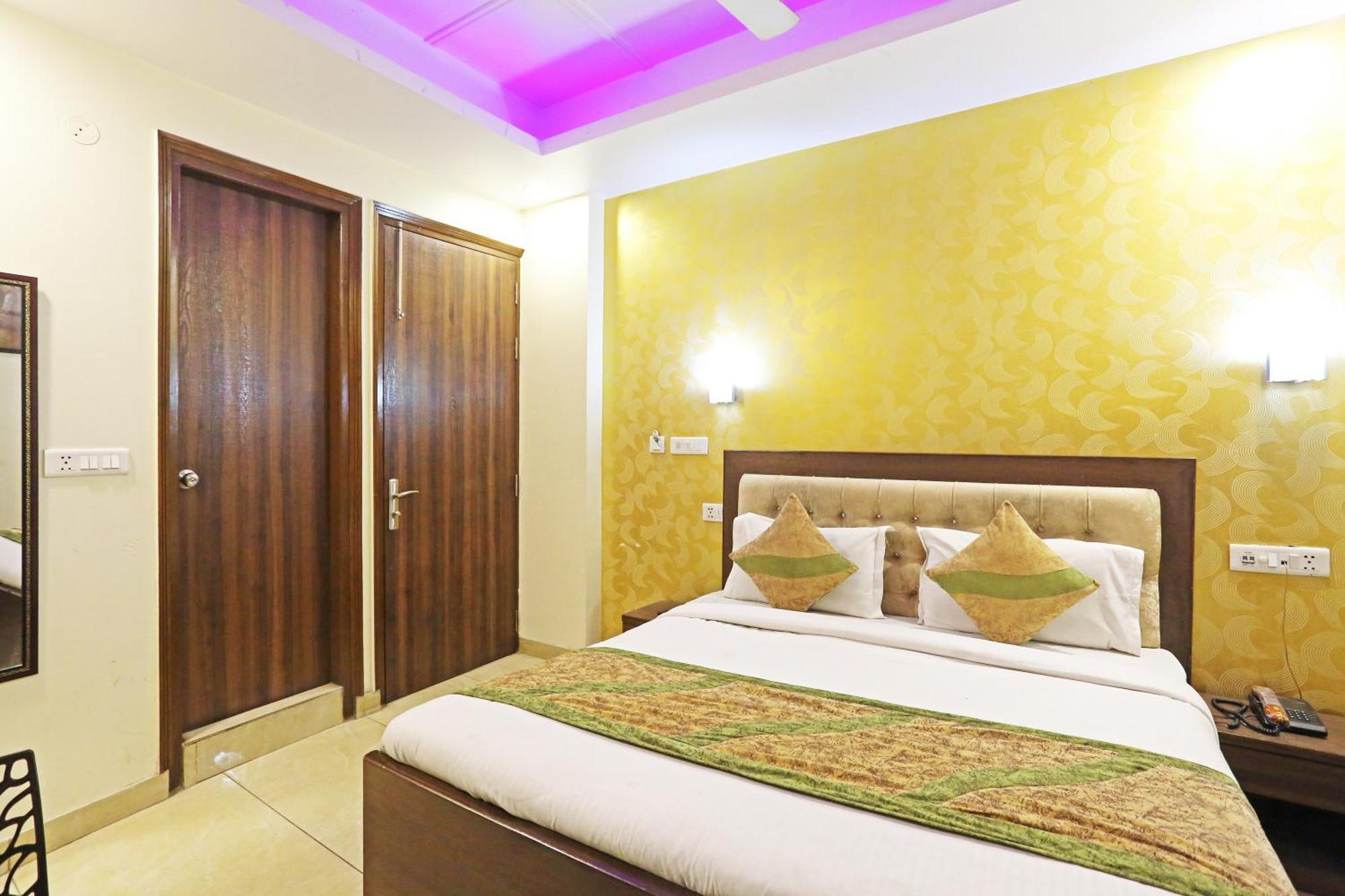 Hotel Airport Hotel Redstone