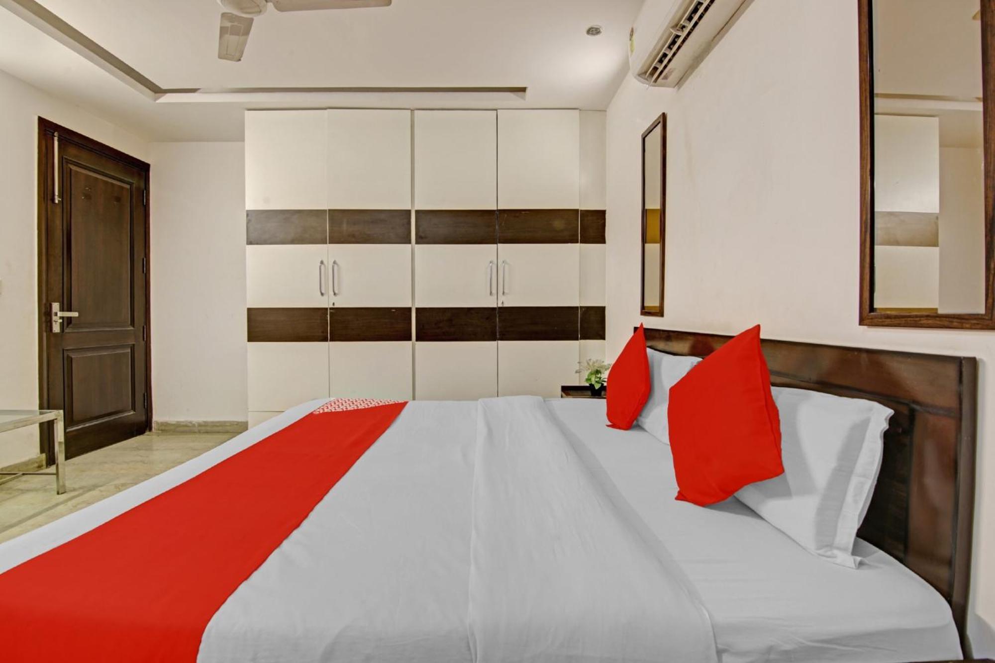 Hotel Collection 81027 Soni