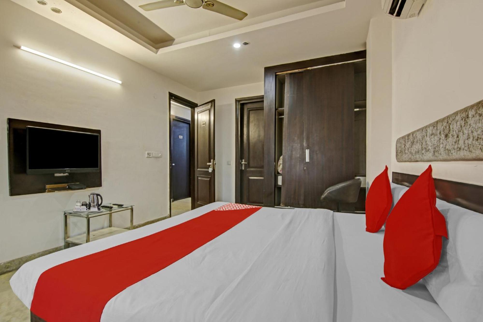 Hotel Collection 81027 Soni New Delhi