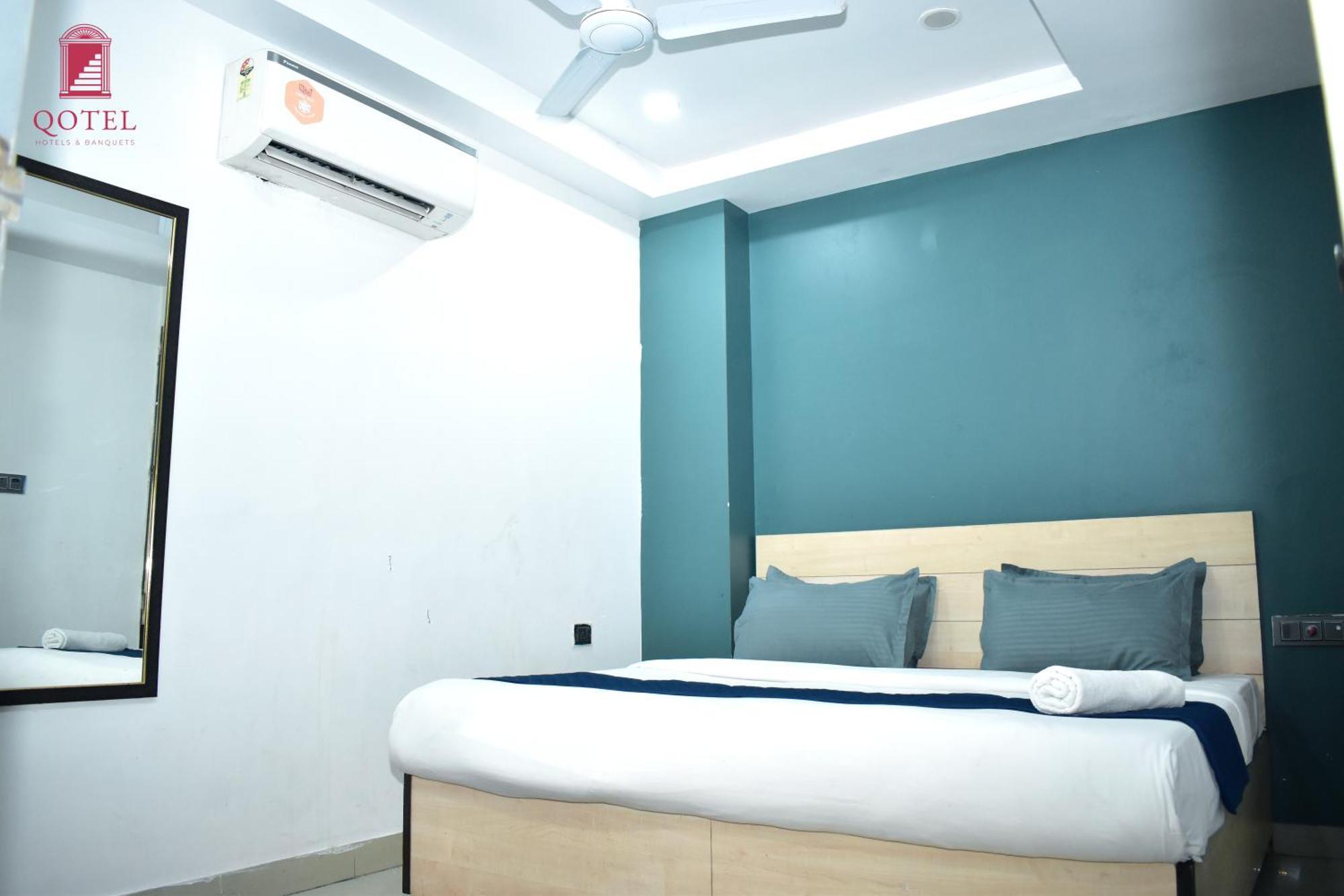 Qotel Rama Rohini Sector-24 Couple Friendly
