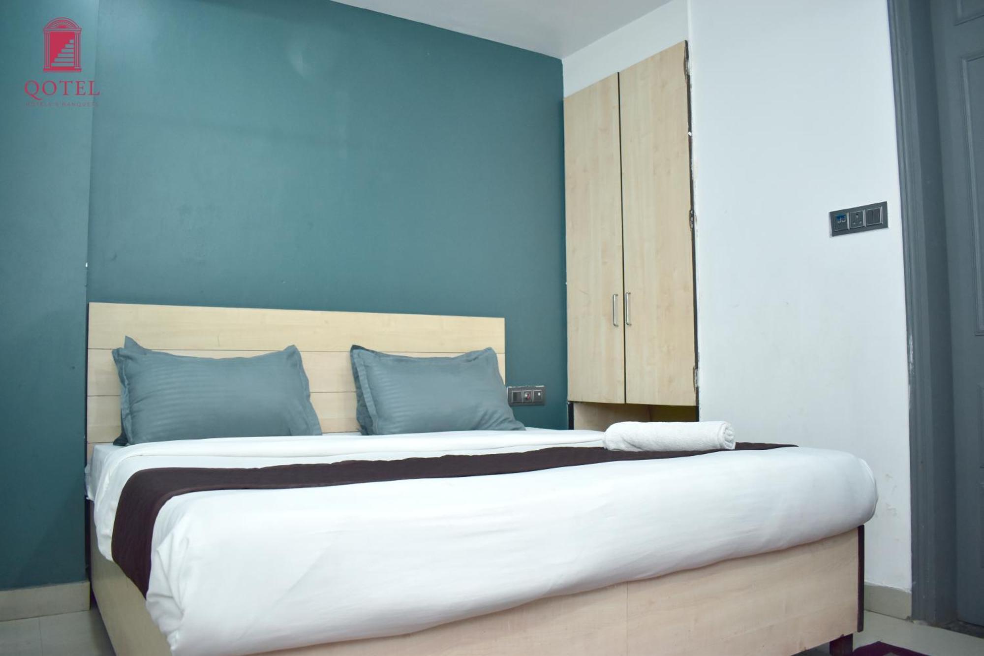 Qotel Rama Rohini Sector-24 Couple Friendly Delhi (National Capital Territory of India)