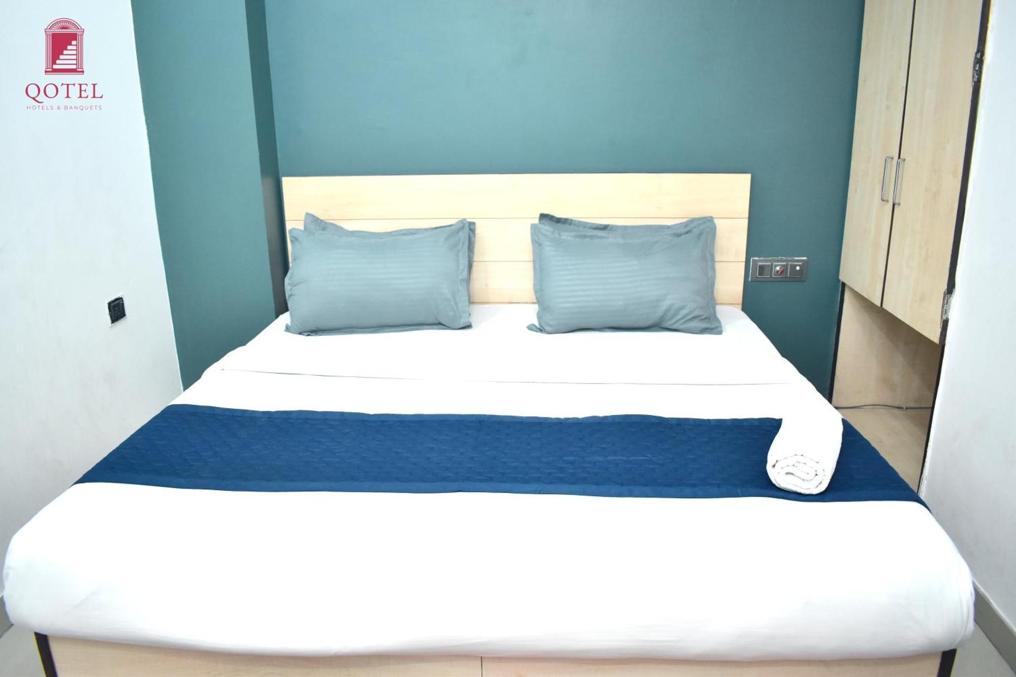 Qotel Rama Rohini Sector-24 Couple Friendly