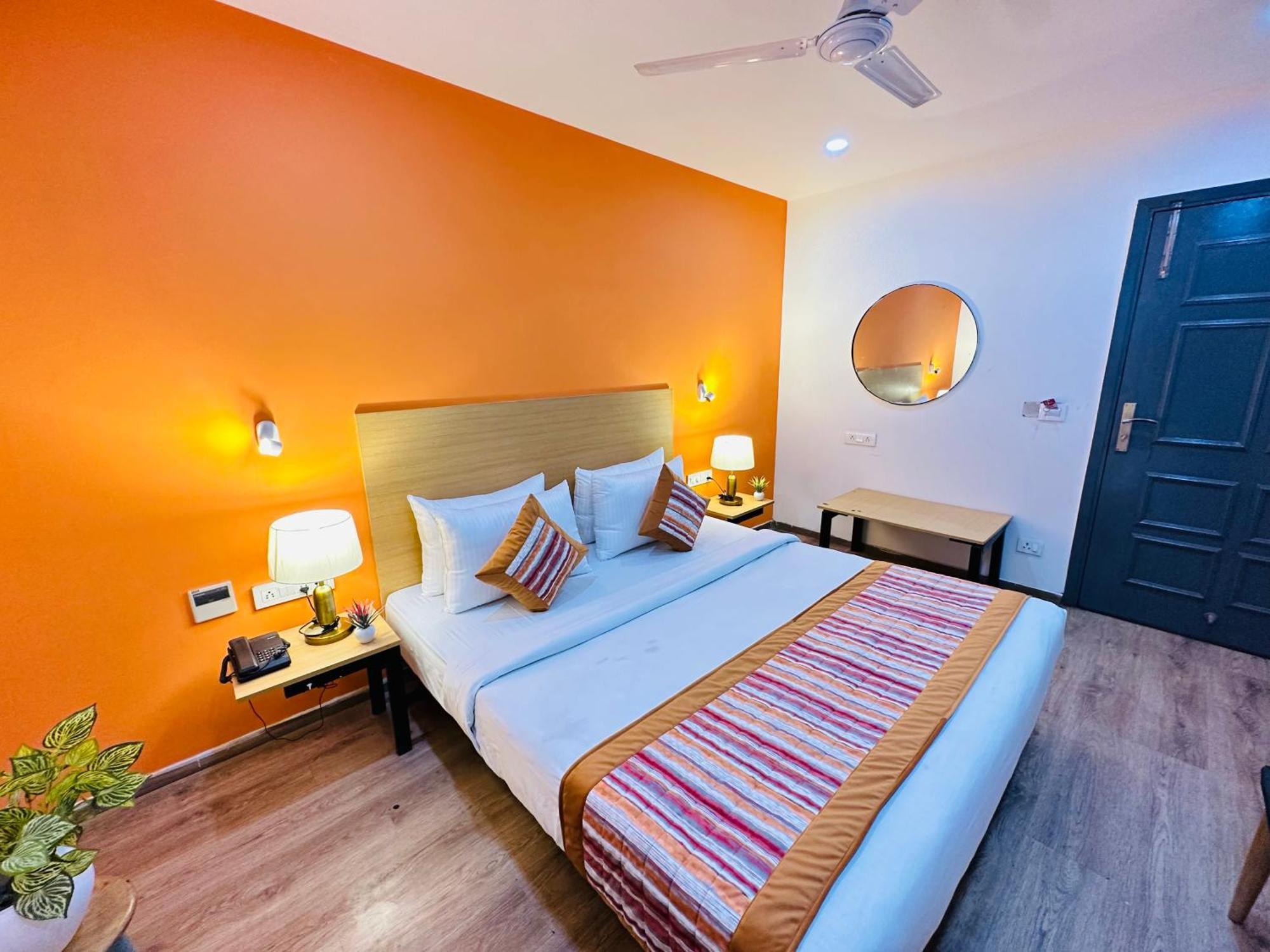 Golden Saffron - Punjabi Bagh Delhi New Delhi