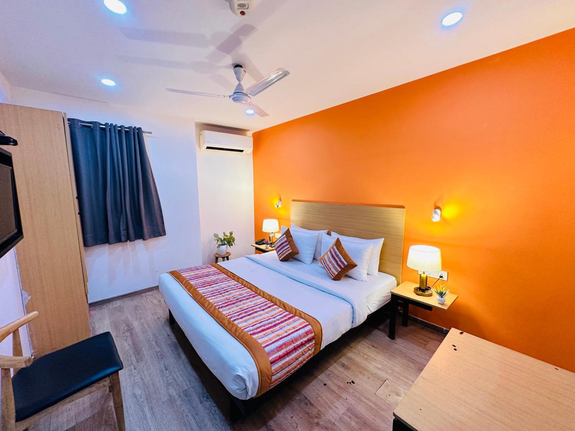 Golden Saffron - Punjabi Bagh Delhi
