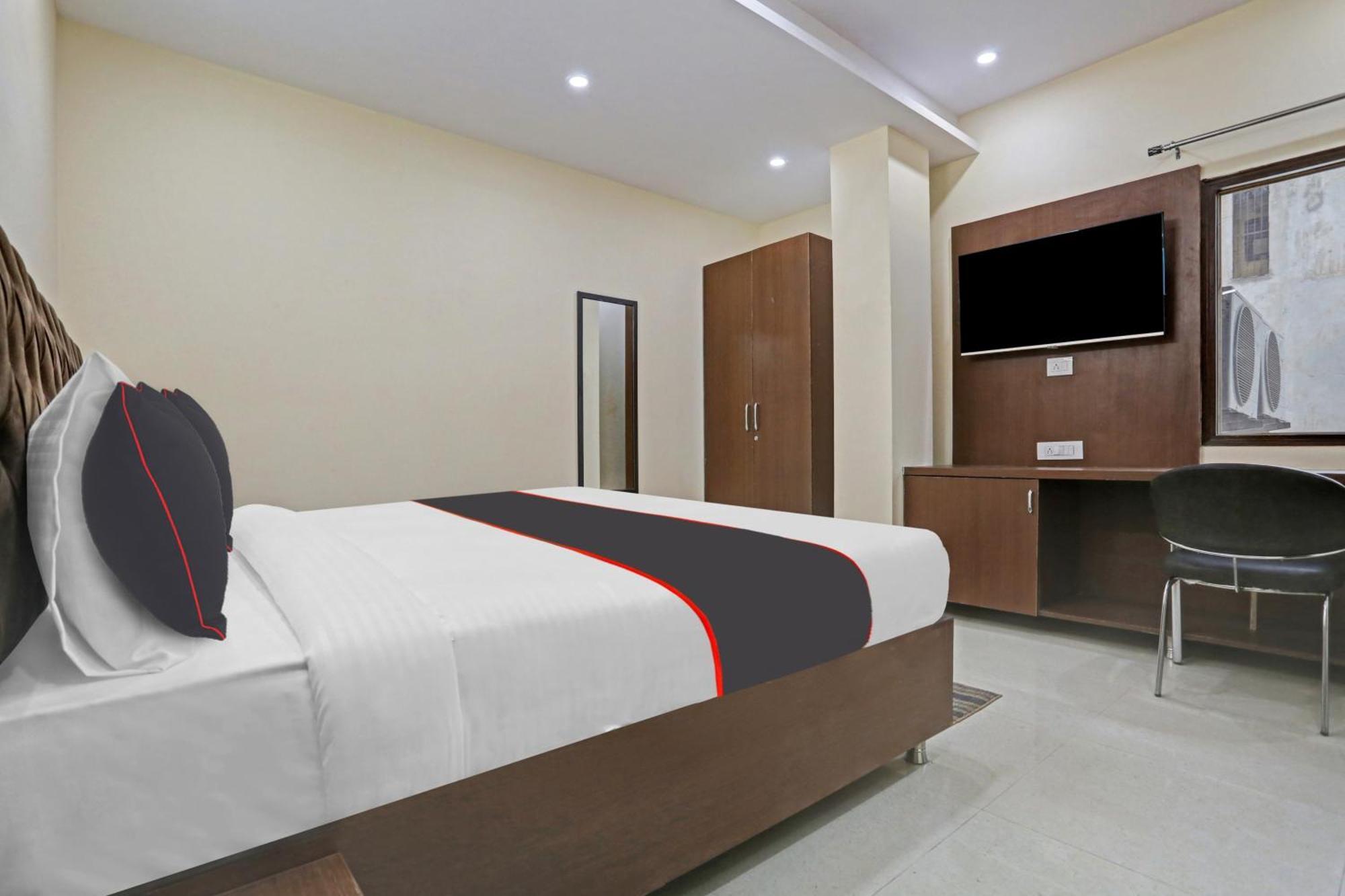 Hotel O Mannat Bhera Enclave