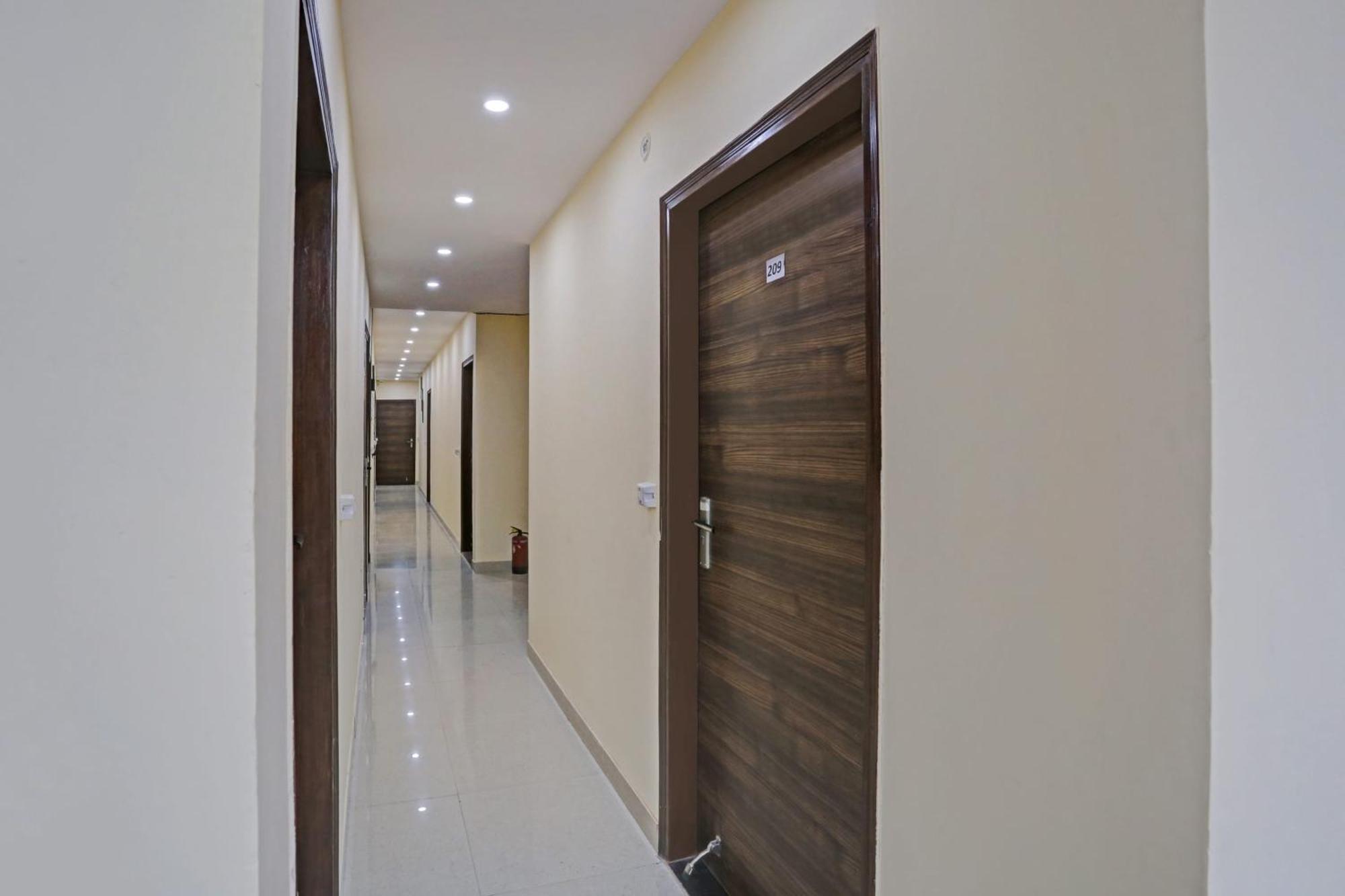 O Mannat Bhera Enclave Hotel Delhi (National Capital Territory of India)