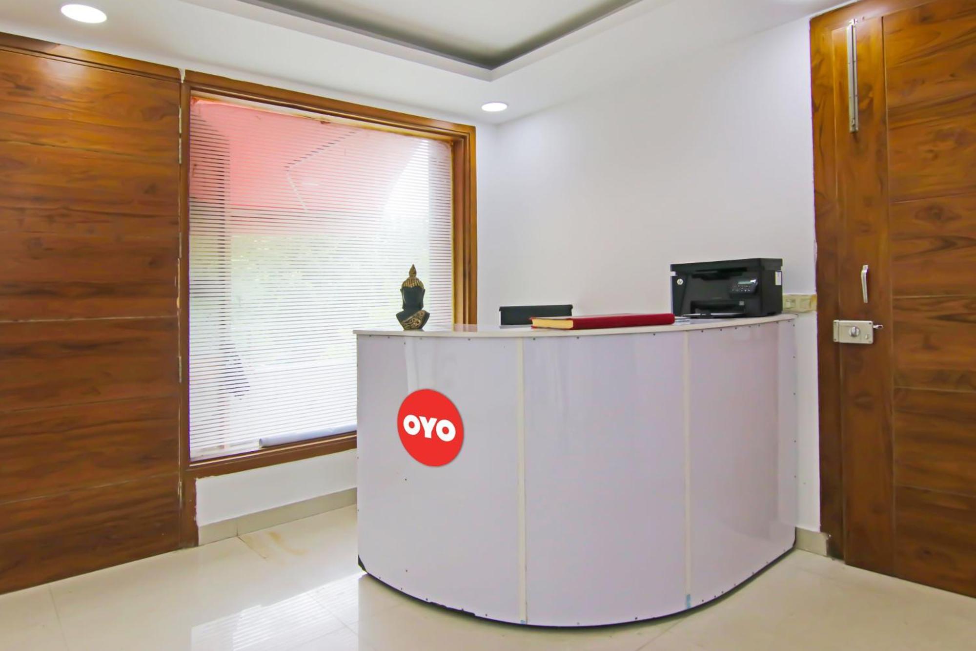 Hotel O Sky House Nova Deli
