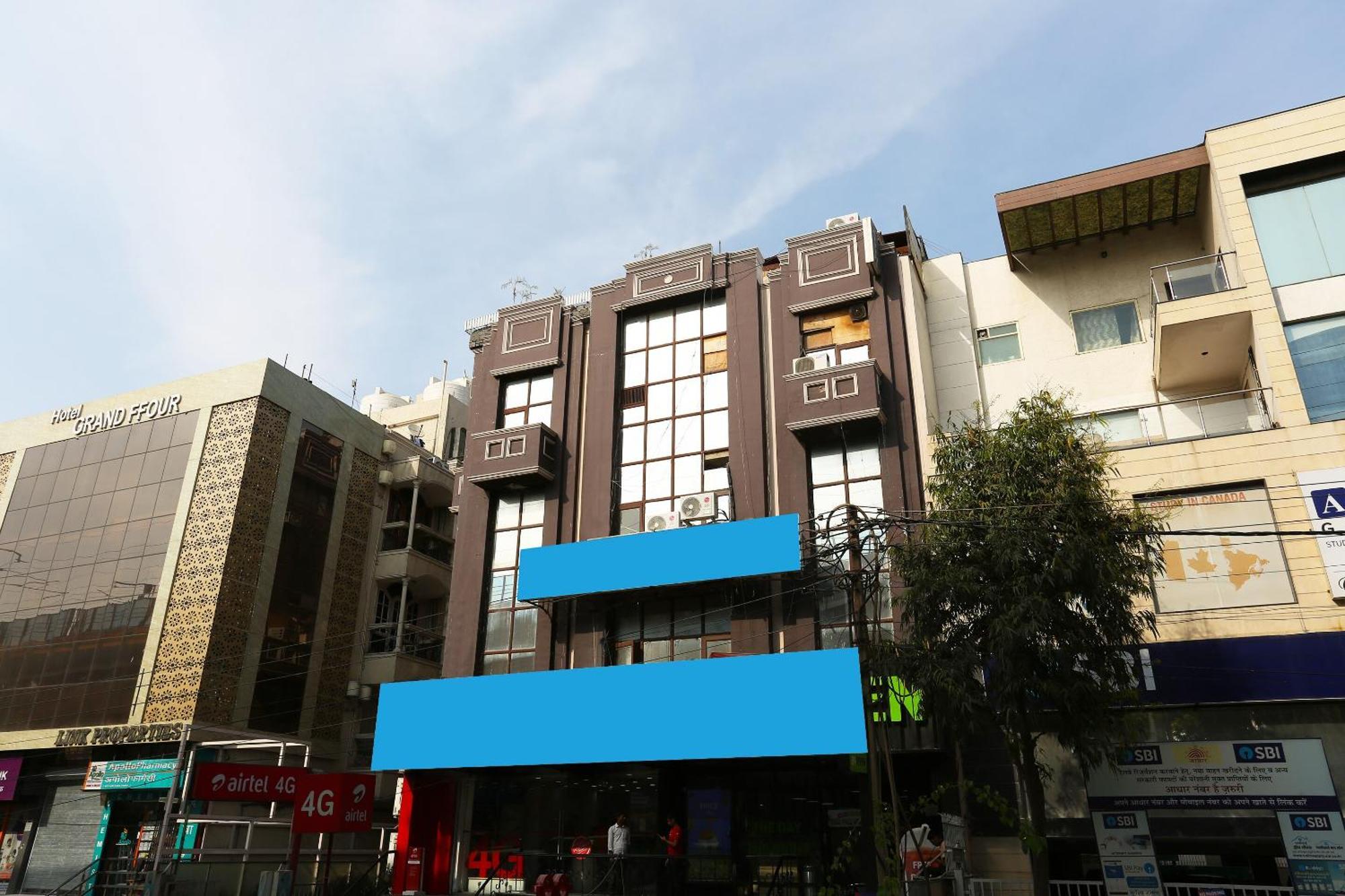 Hotel Oyo Flagship F Five 3*