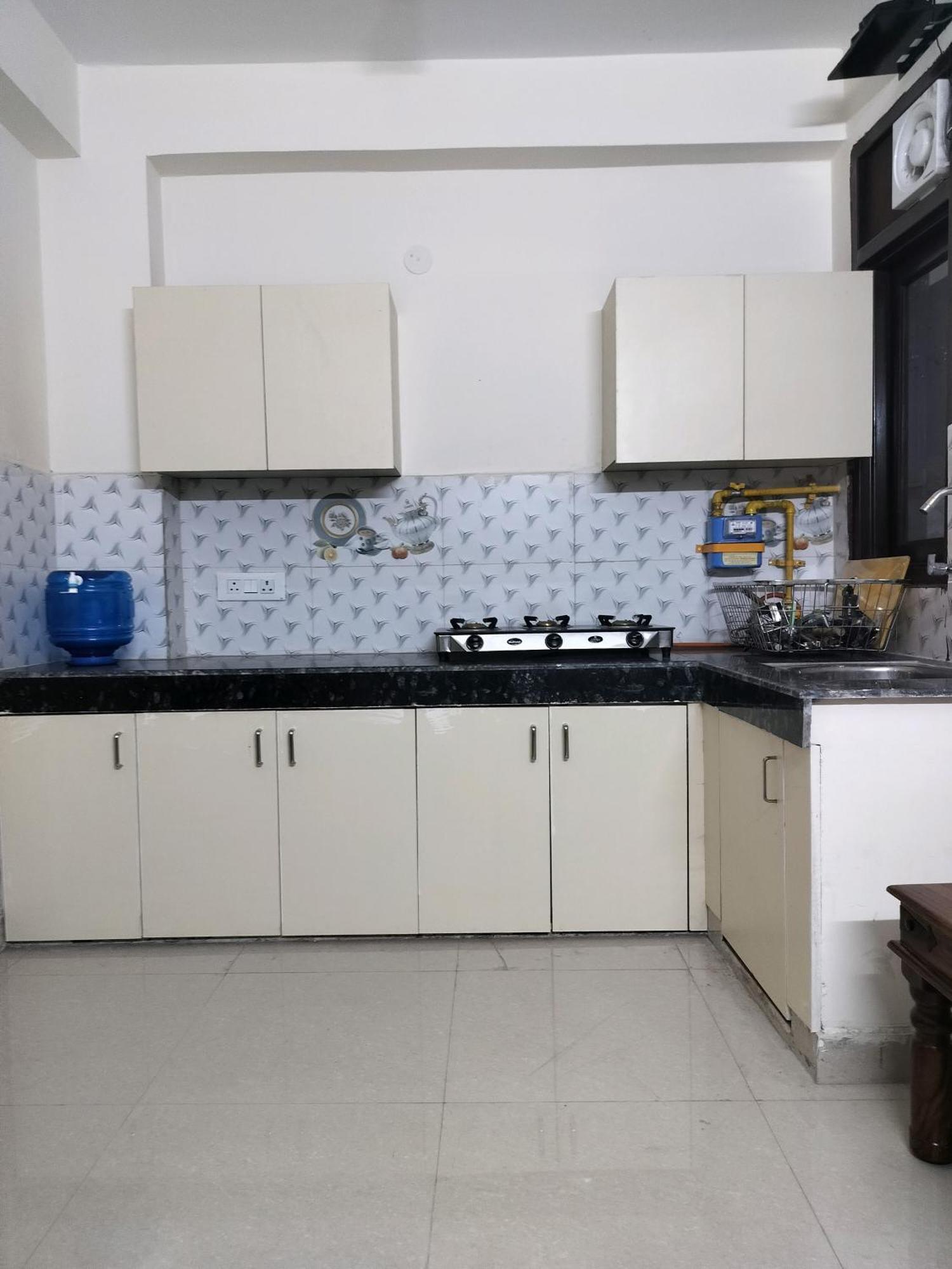 Apartment The Raveesh B6 New Delhi