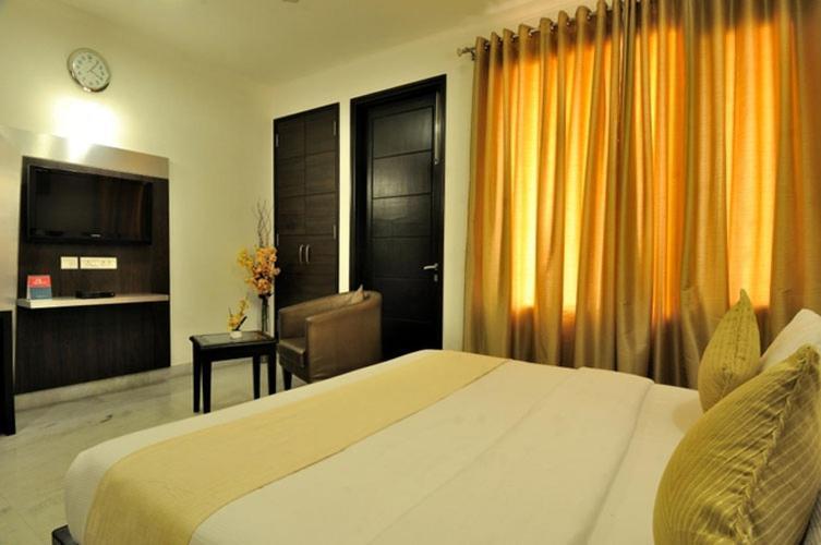 Rr Residency Guest house