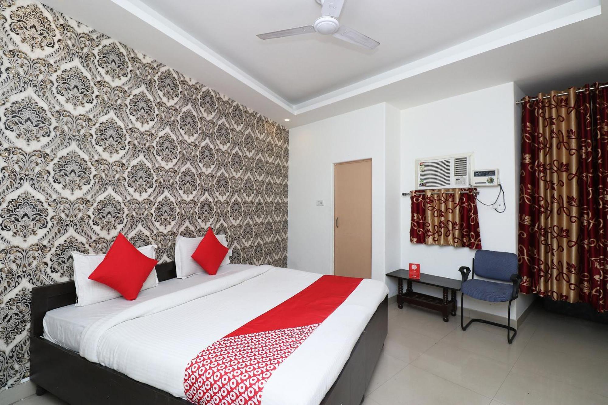 Oyo Flagship Daimond 4* New Delhi