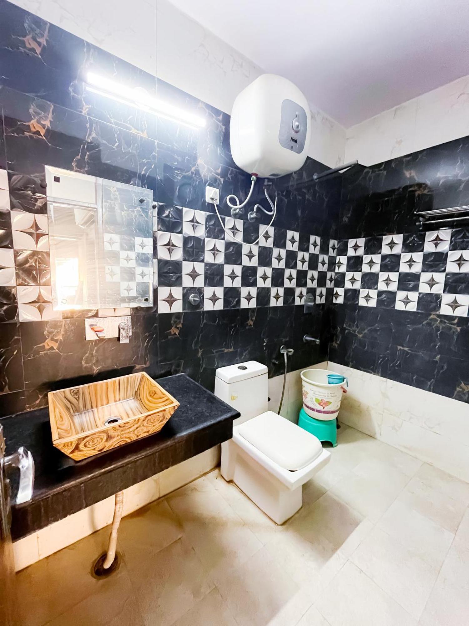 Bashistha - 2mint Walk Nizamuddin Railway Station 4* New Delhi