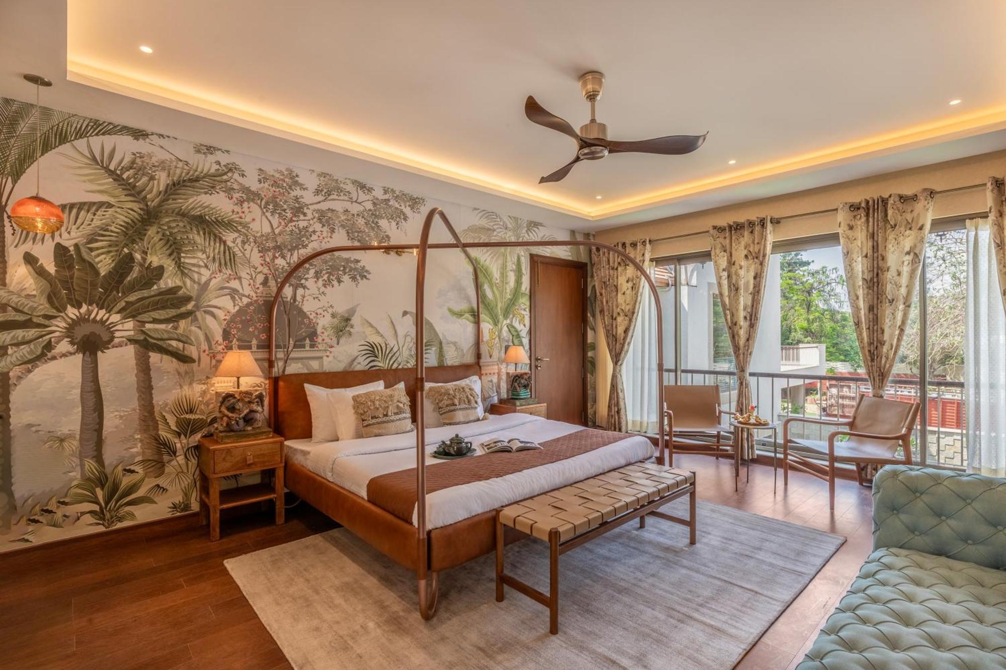 Villa Elivaas Oasis - Luxe 6 Bhk With Pvt Pool New Delhi