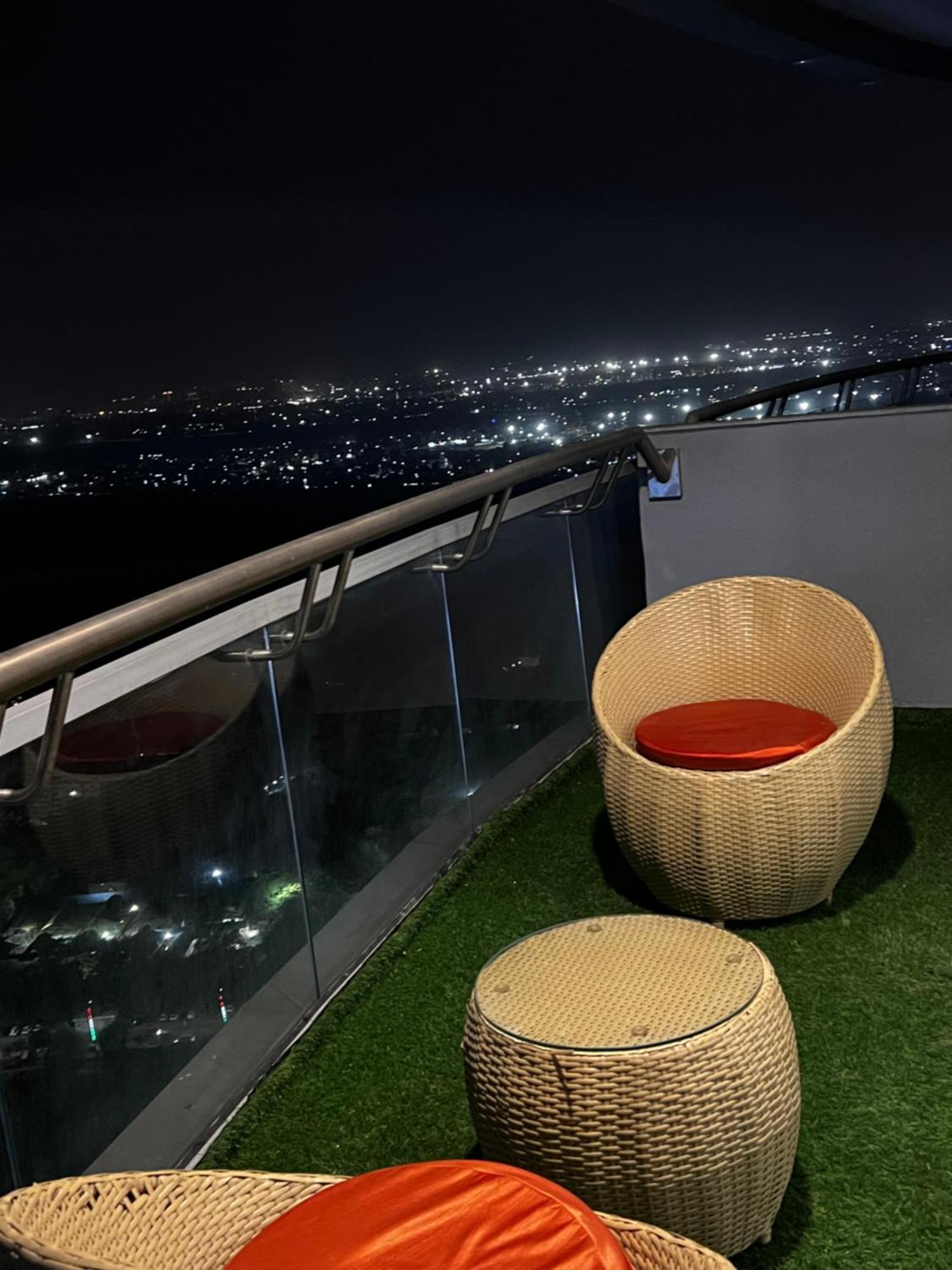 The Mauve By Dimerro 38th Floor