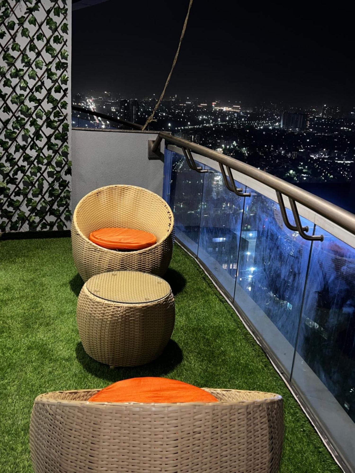 The Mauve By Dimerro 38th Floor Apartment *