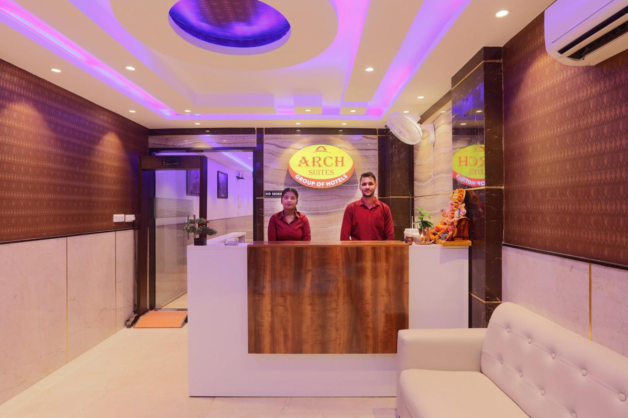Hotel Arch - Near Aerocity