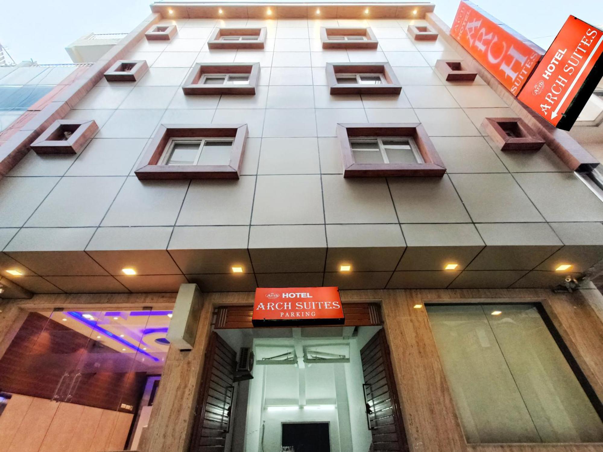 Arch - Near Aerocity Hotel 3*