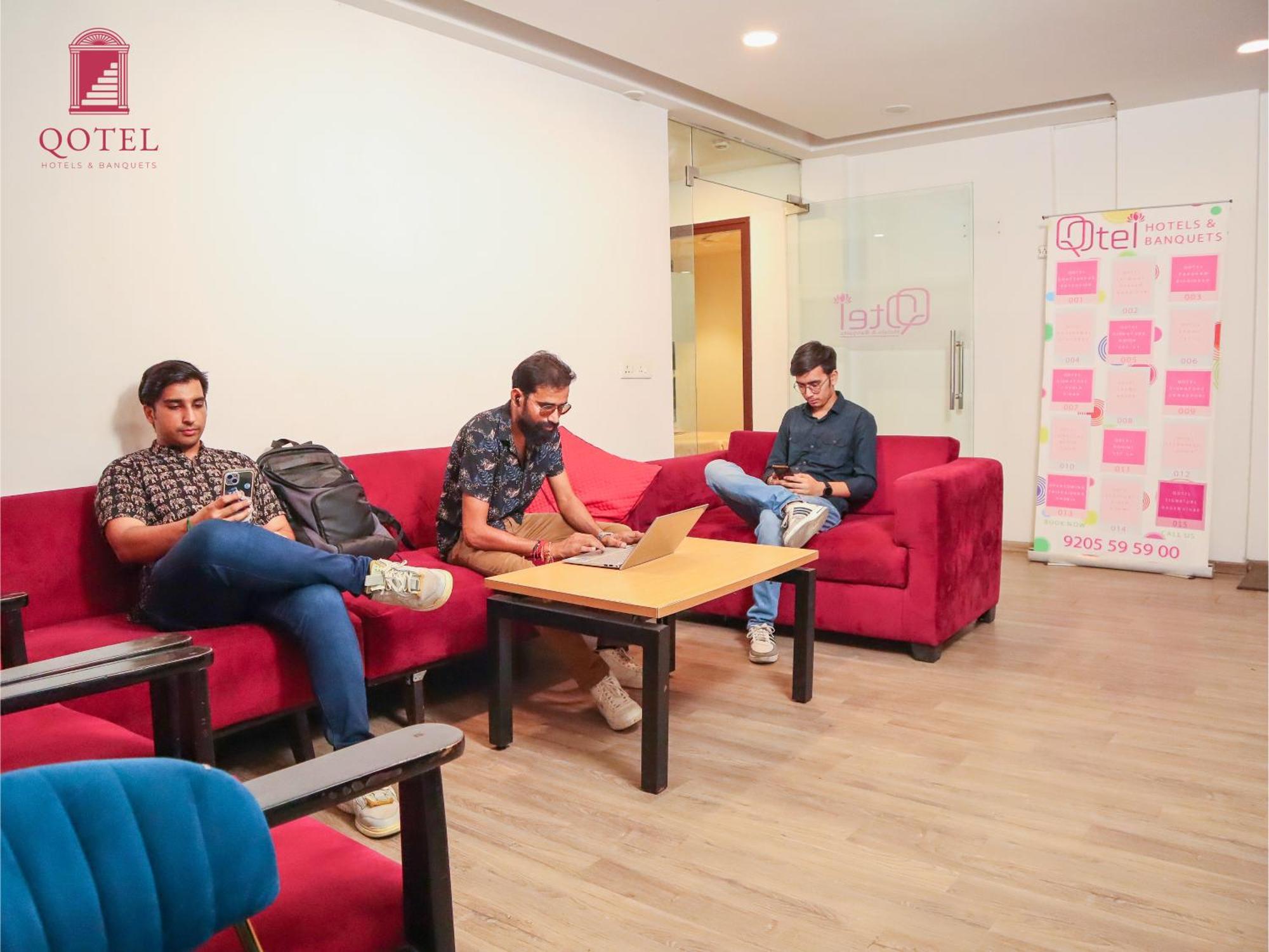 Hotel La Serene By Qotel-gagan Vihar Anand Vihar 3*