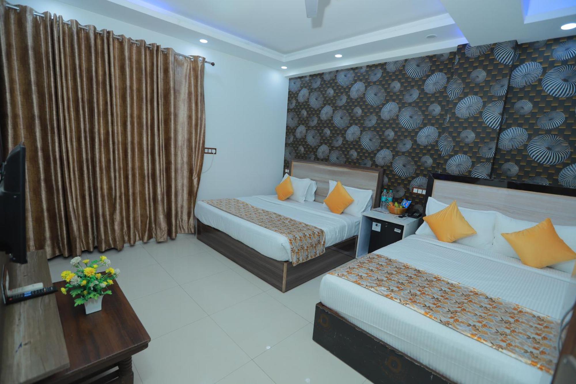 Triton Grand At Delhi Airport 3* New Delhi