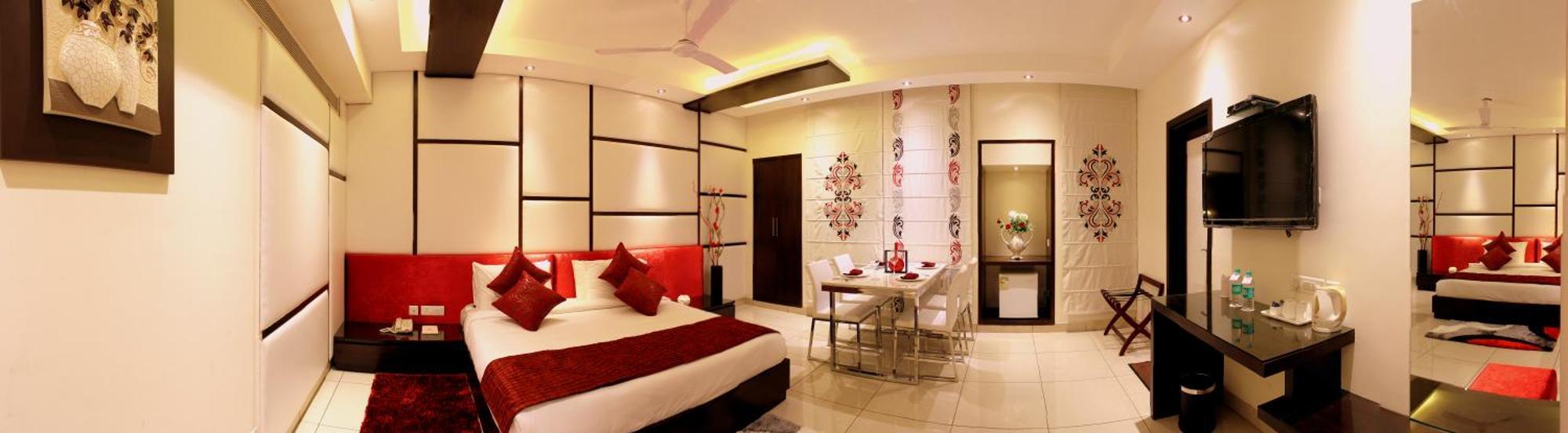 Amrapali Grand 4* New Delhi