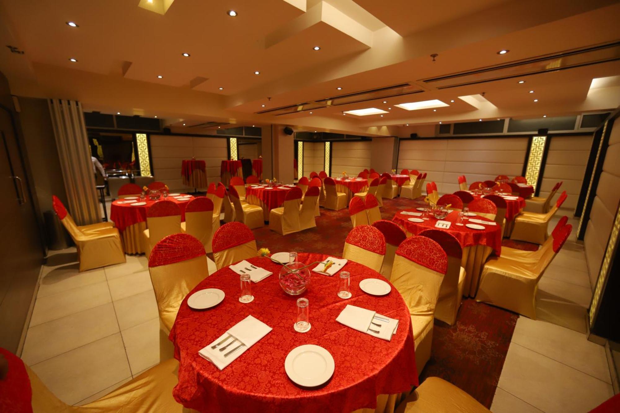 Hotel Amrapali Grand New Delhi