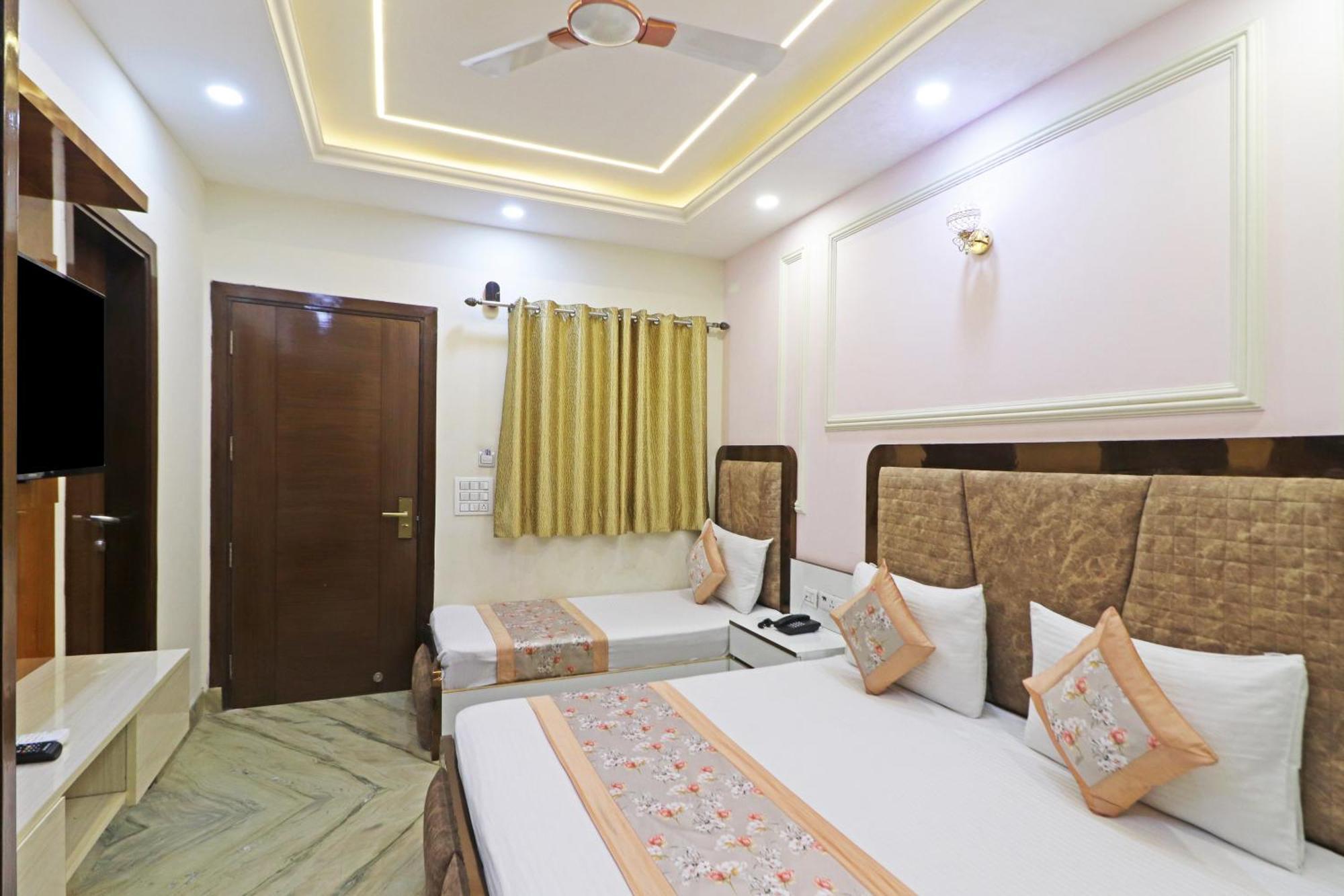 Samrat Residency 10 Mints Walking Distance Nizamuddin Railway Station Nova Deli