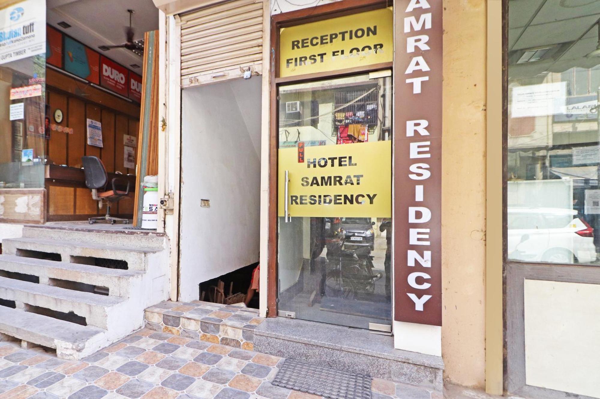 Samrat Residency 10 Mints Walking Distance Nizamuddin Railway Station Nova Deli